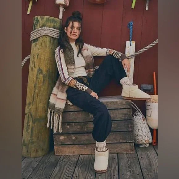 Free People Emu Stinger Micro Teddy Slipper Boots - Picture 5 of 11